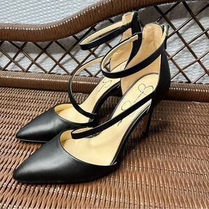 Jessica Simpson Peliea Black Pumps Size 8M